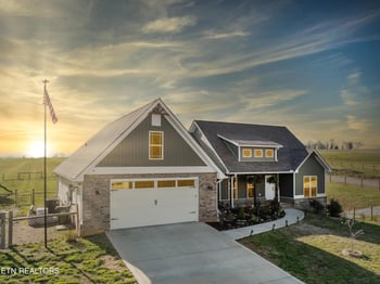 279 Lakeside Meadows Cir, Madisonville, TN 37354