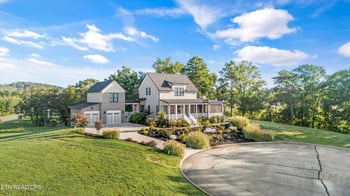 279 Serenity Dr, Harriman, TN 37748