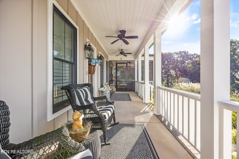 279 Serenity Dr, Harriman, TN 37748