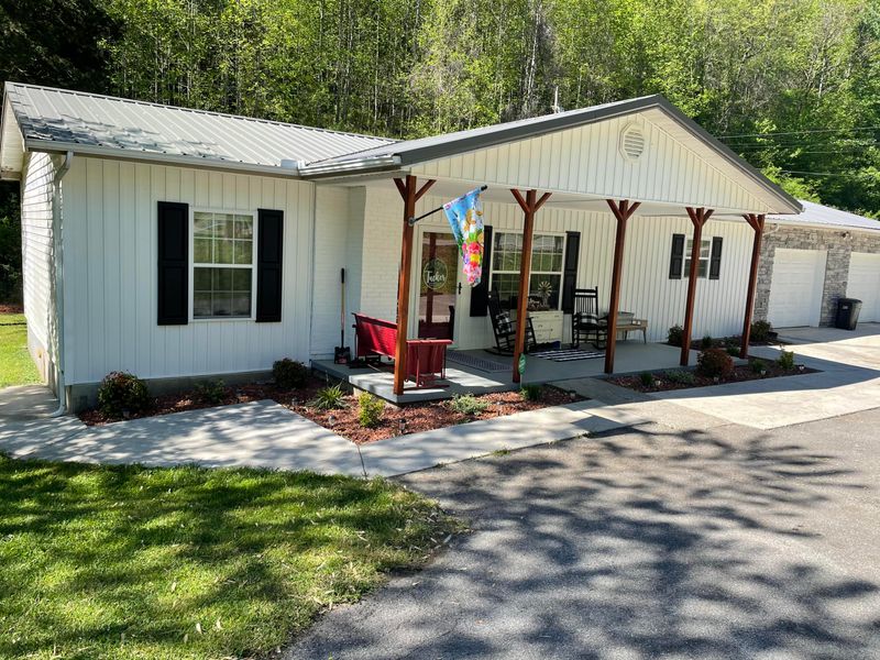 2790 Cedar Creek Rd, Lafollette, TN 37766