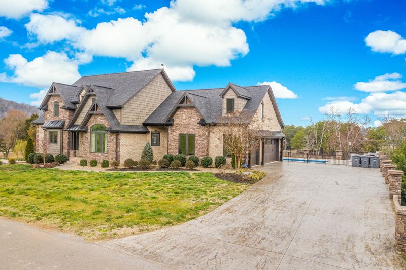 2791 Kidwell Ridge Rd, Morristown, TN 37814
