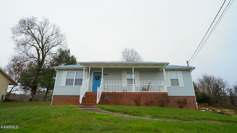 2793 Cherokee Dr, Morristown, TN 37814
