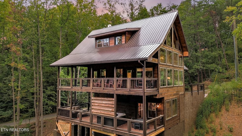 2793 Dogwood Loop Dr, Sevierville, TN 37876