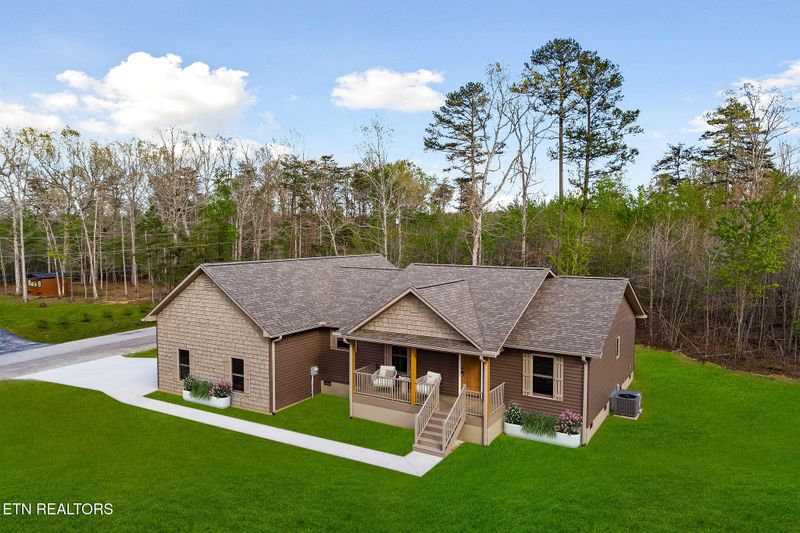28 Mountain Ash Dr, Monterey, TN 38574