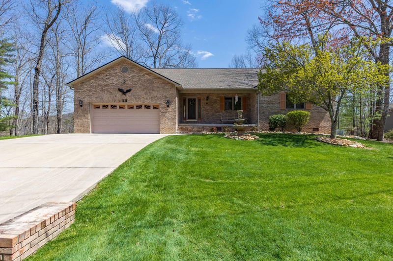 28 Pineridge Ct, Crossville, TN 38558