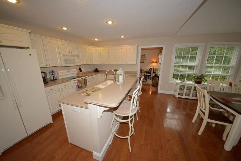 28 Ridge Crest Ct, Fairfield Glade, TN 38558