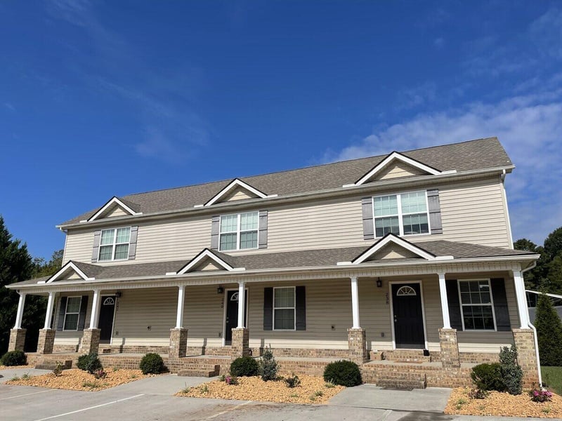 280 Beals Chapel Rd, Lenoir City, TN 37772