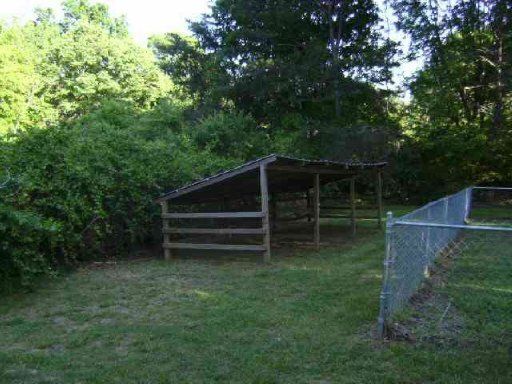 280 County Road 112, Athens, TN 37303