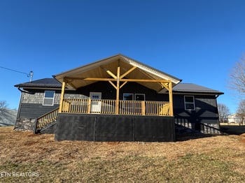 280 Hickory St, Bean Station, TN 37708