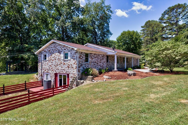 280 Holloway Rd, Sharps Chapel, TN 37866