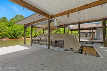 280 Morning Dove Dr, Vonore, TN 37885