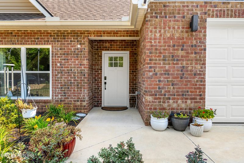 280 Robinson Tr, Loudon, TN 37774