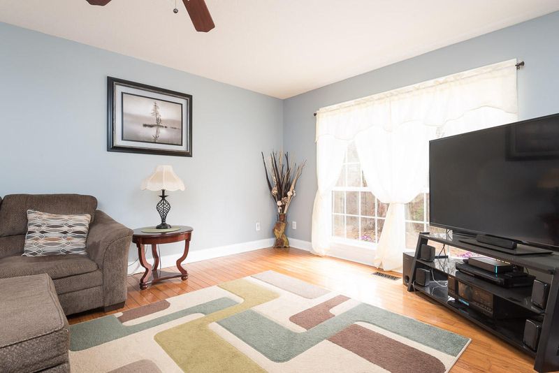 280 Scenic Dr, Harriman, TN 37748