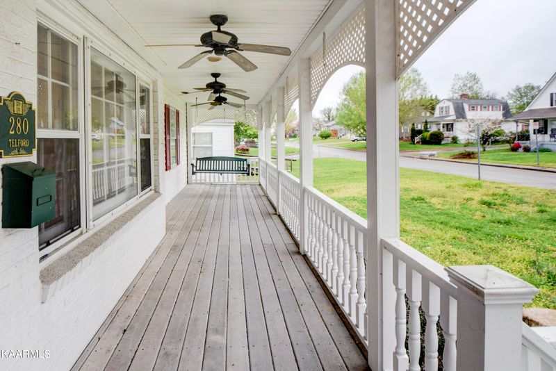 280 Telford St, Alcoa, TN 37701