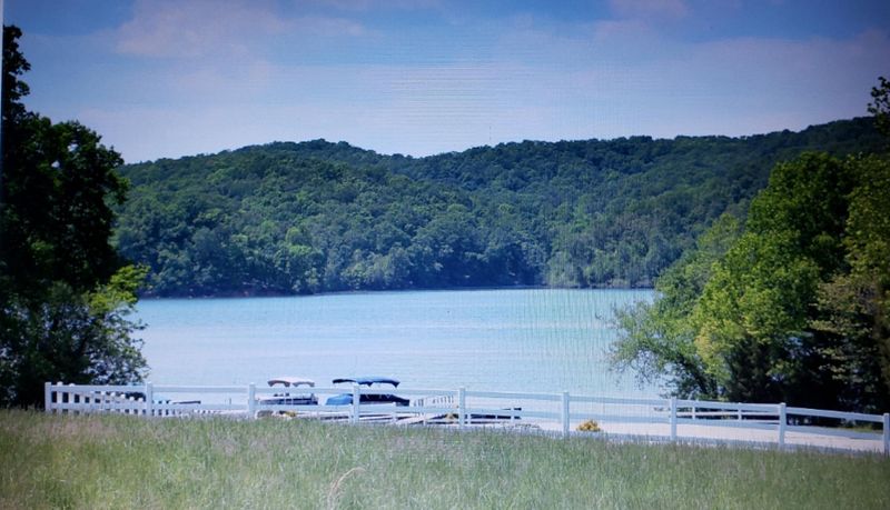 280 W Shore Dr, Rockwood, TN 37854
