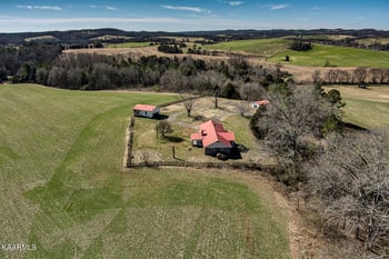 2800 Fork Creek Rd, Philadelphia, TN 37846
