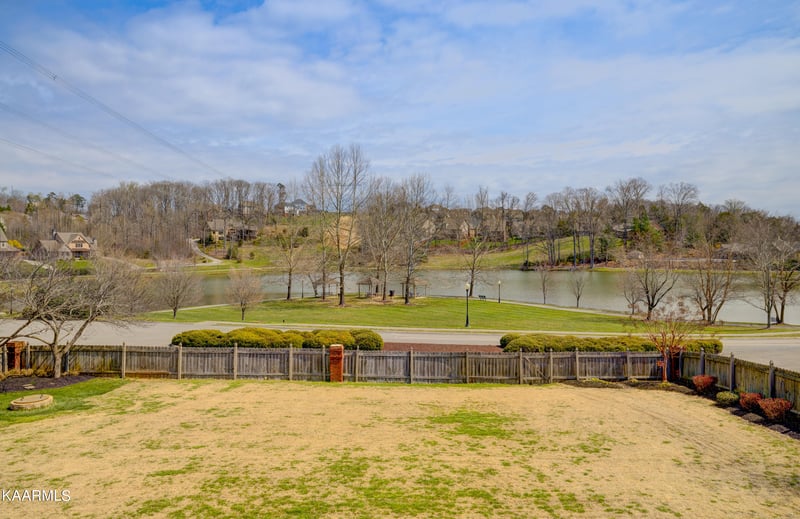 2800 Green Heron Blvd, Knoxville, TN 37938