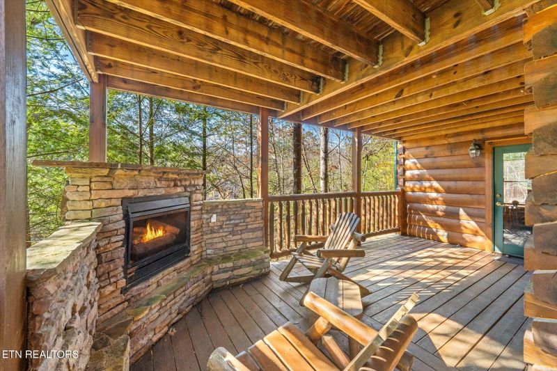 2801 Ridge Creek Cir, Sevierville, TN 37876
