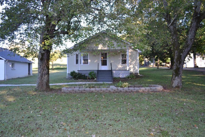 2802 Ellejoy Rd, Walland, TN 37886