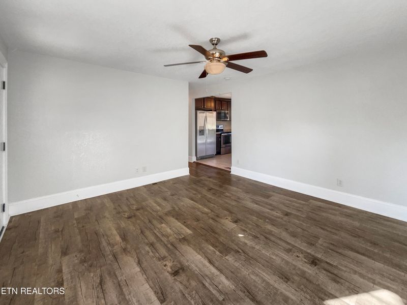 2802 Mentor Rd, Louisville, TN 37777