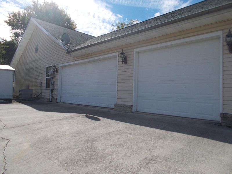 2802 Timberline Dr, Maryville, TN 37801
