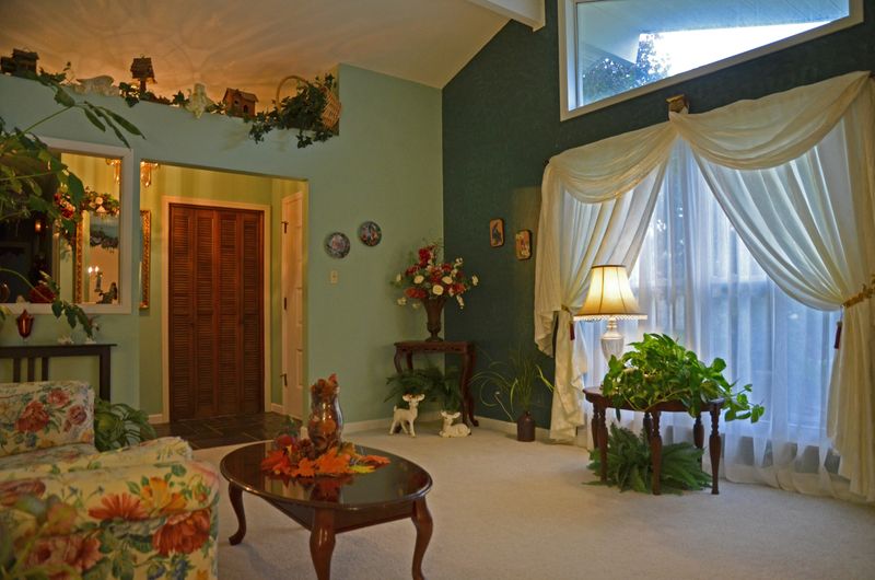 2804 Broadmeade Dr, Powell, TN 37849