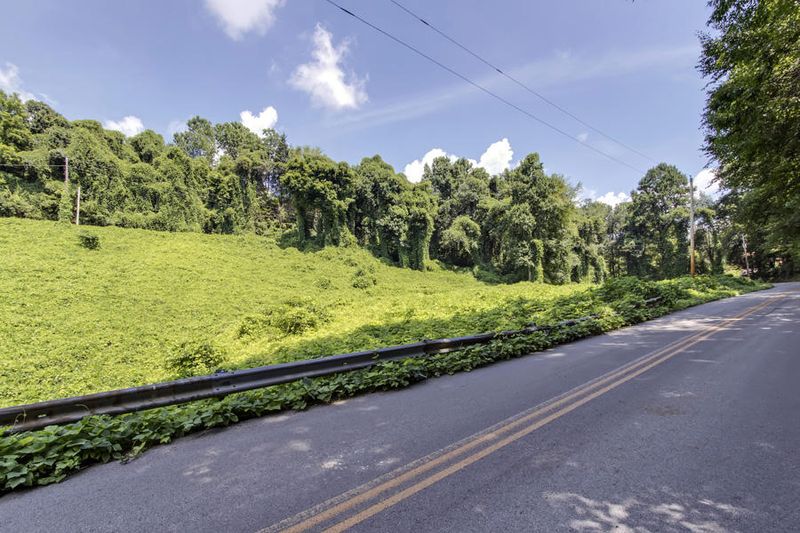 2805 Williams Rd, Knoxville, TN 37932