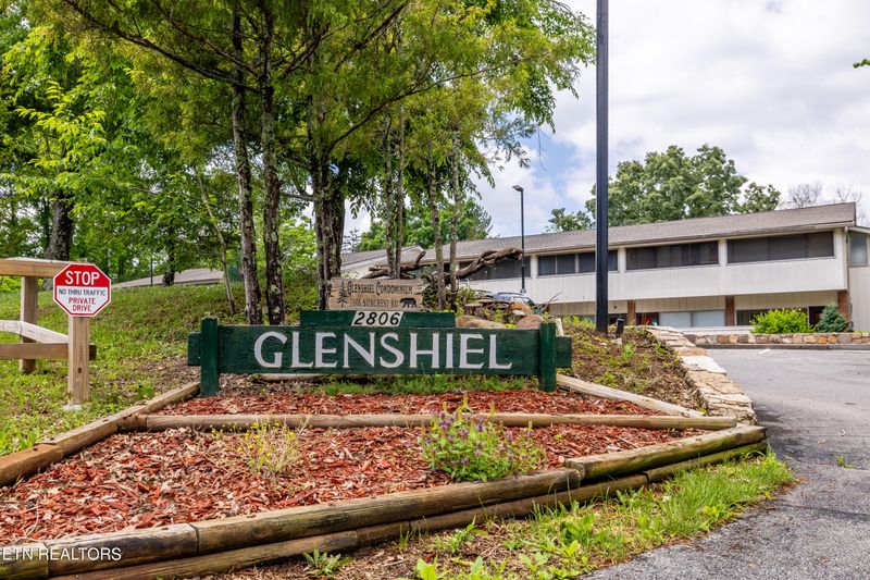 2806 Suncrest Rd #1, Pigeon Forge, TN 37863