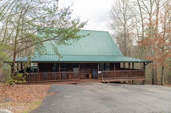2806 Turkey Ct, Sevierville, TN 37876