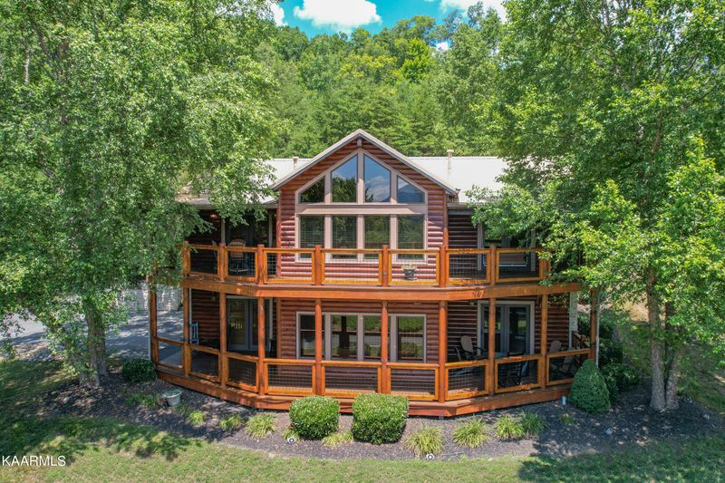 2807 Cedar Falls Way, Sevierville, TN 37862