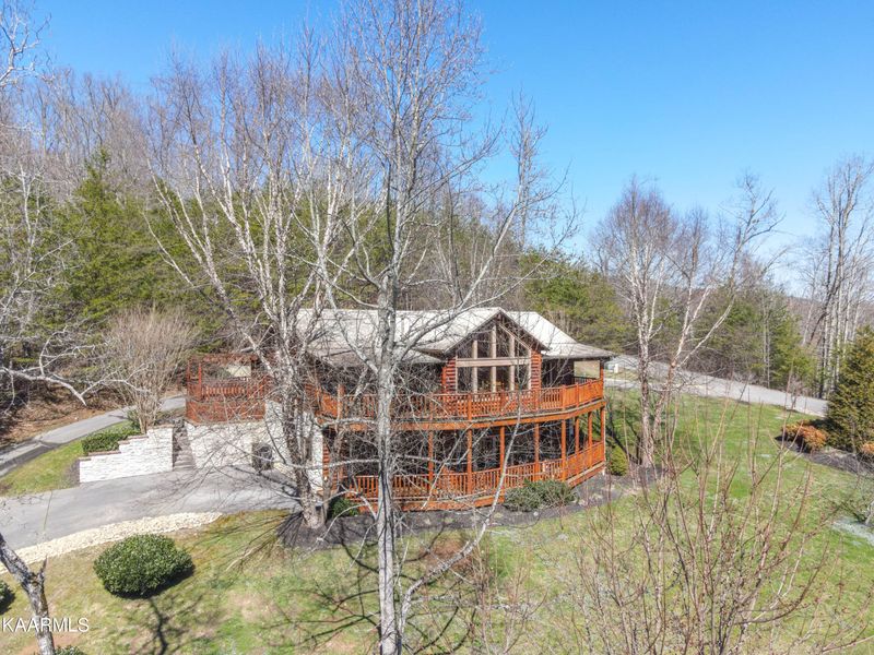 2807 Cedar Falls Way, Sevierville, TN 37862