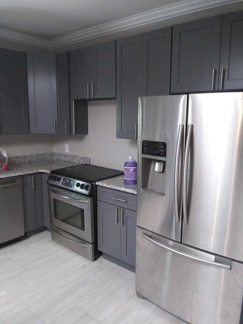 2807 E Emory Rd, Knoxville, TN 37938