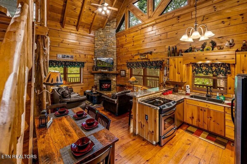 2807 Turkey Ct, Sevierville, TN 37876