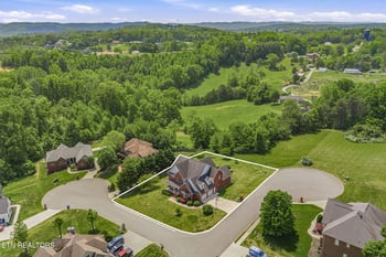 2808 Green Summers Rd, Knoxville, TN 37938
