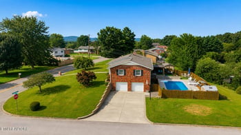 2809 Shropshire Blvd, Powell, TN 37849