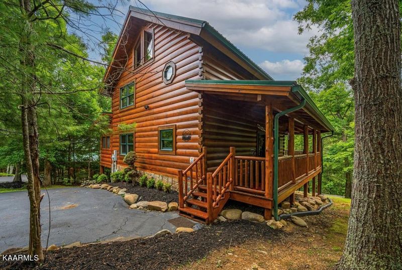 2809 Turkey Ct, Sevierville, TN 37876
