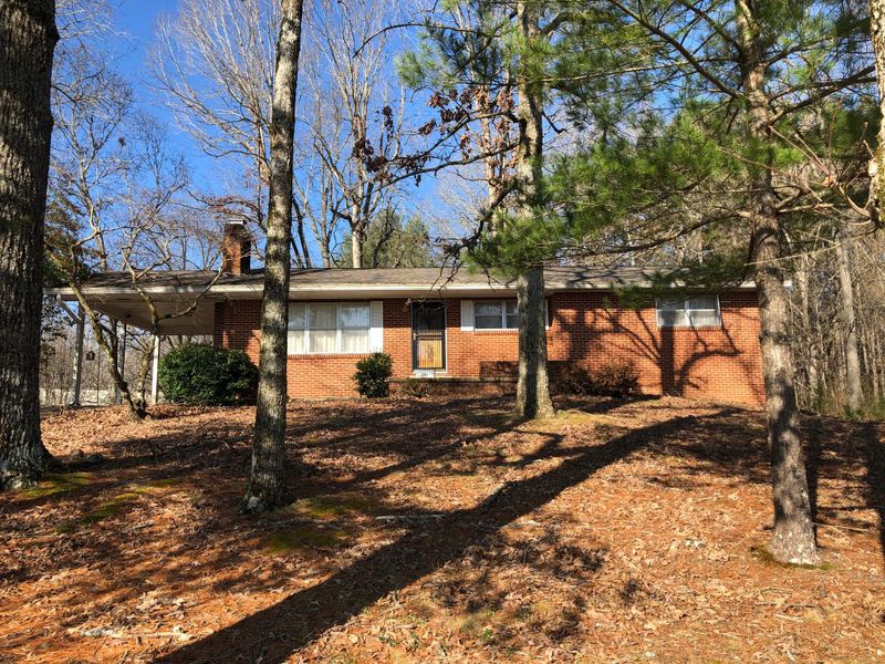 281 County Road 527, Etowah, TN 37331