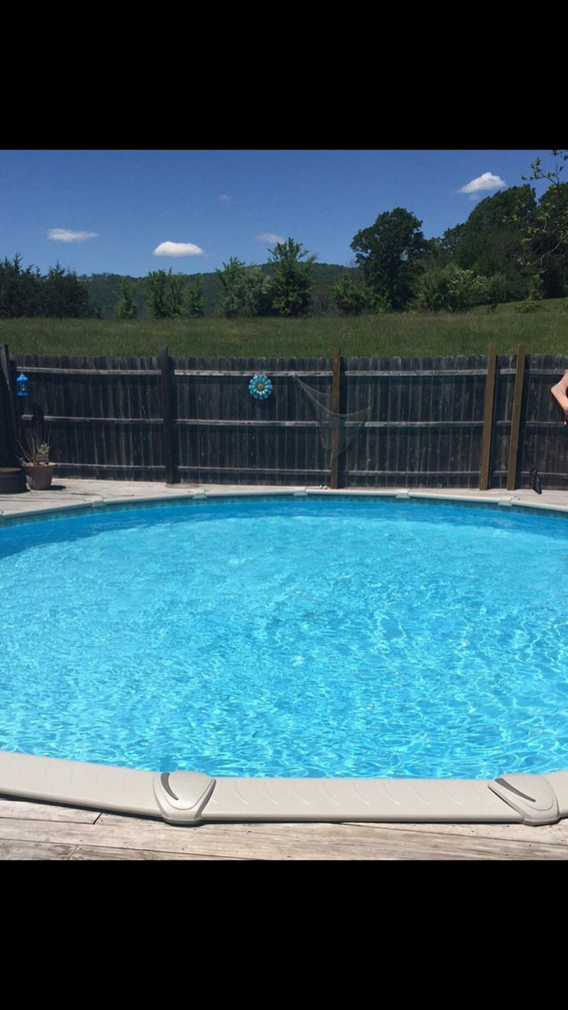 281 Cypress Ln, Jacksboro, TN 37757