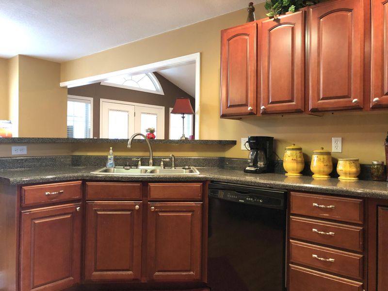 281 Cypress Ln, Jacksboro, TN 37757