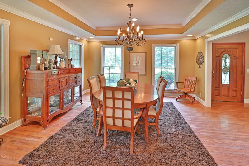 281 Lone Ridge Ln, Clinton, TN 37716