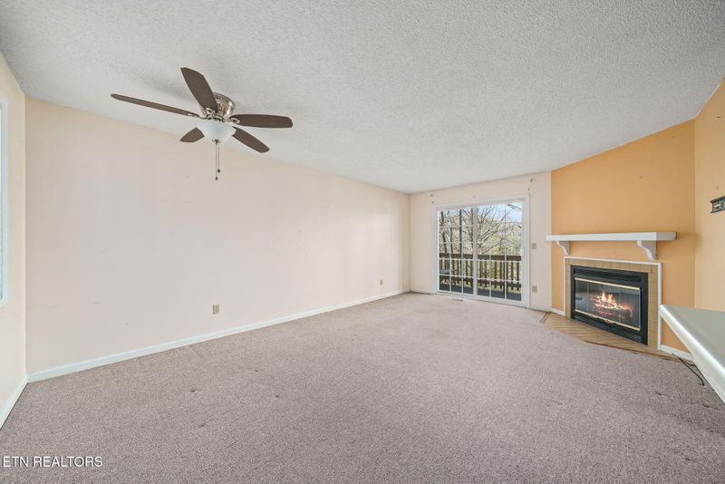 281 Moytoy Rd #105, Crab Orchard, TN 37723