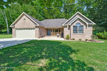 281 Ollis Rd, Oliver Springs, TN 37840