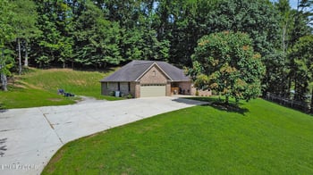 281 Ollis Rd, Oliver Springs, TN 37840