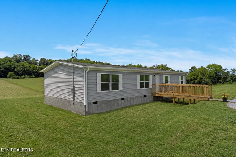 281 Thompson Rd, Madisonville, TN 37354