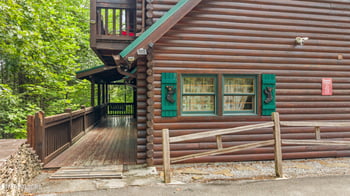2810 Ridge Creek Cir, Sevierville, TN 37876