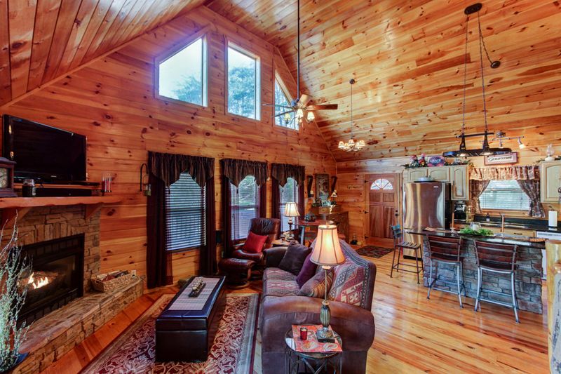 2810 Teaberry Hill Way, Sevierville, TN 37862