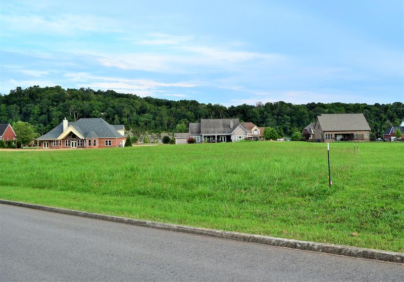 2811 Grace Arizona Ln, Kodak, TN 37764