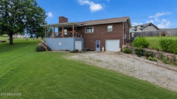 2812 Mentor Rd, Louisville, TN 37777