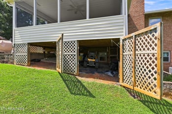 2812 Pleasant View Ave, Maryville, TN 37803
