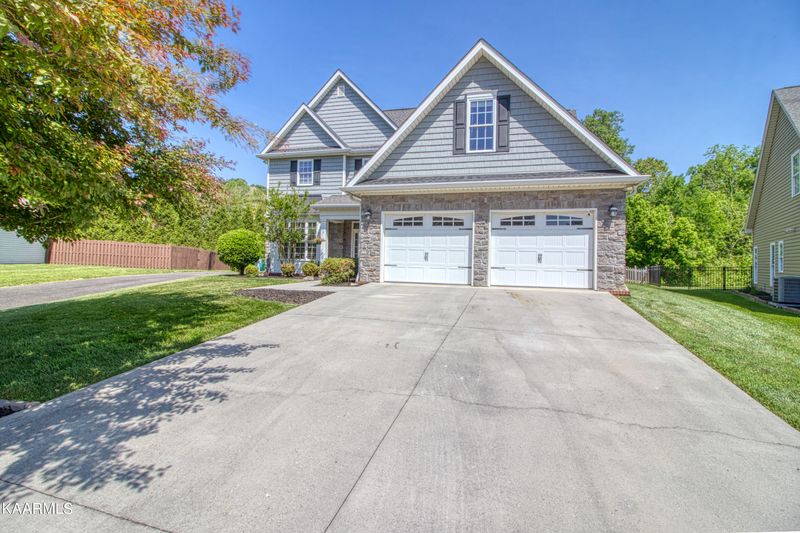 2813 Macy Blair Rd, Knoxville, TN 37931